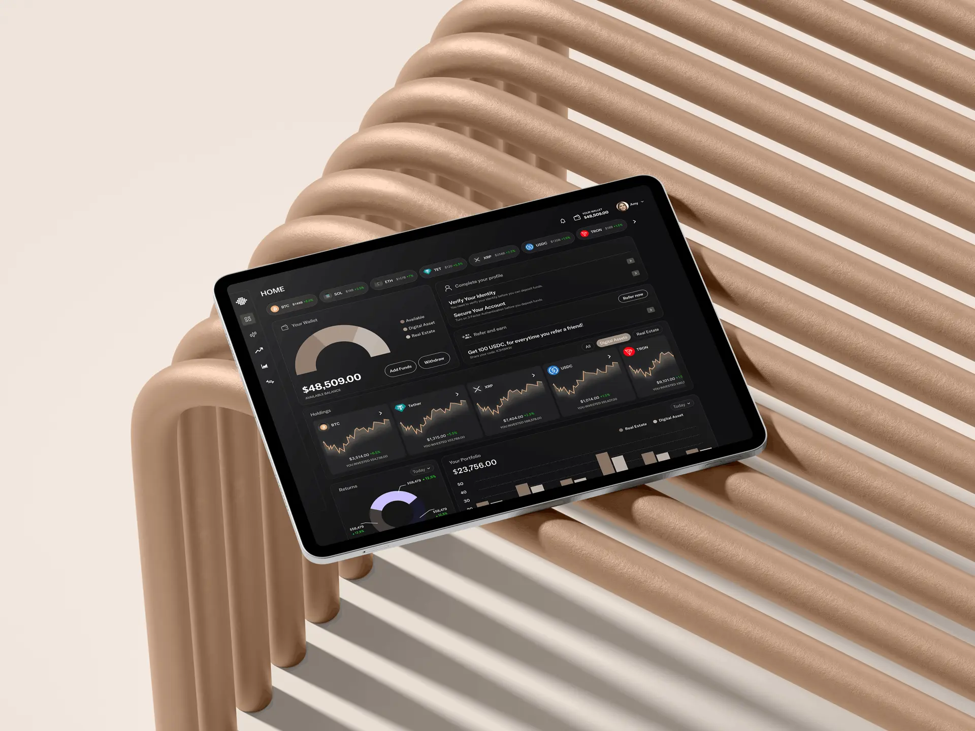 Mosaic creative workspace with real-time collaboration tools